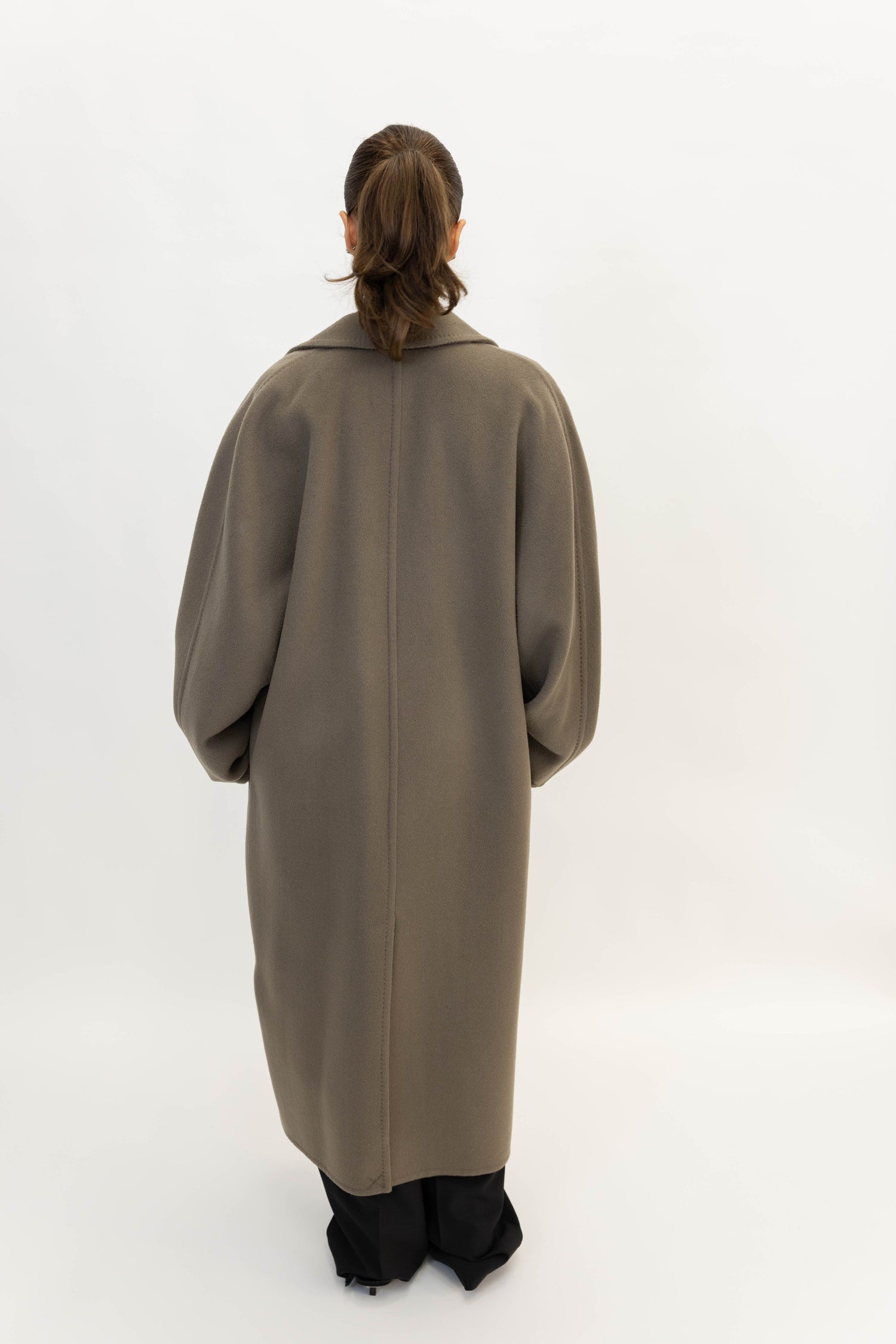 CLAIRE COAT COAT STAND STUDIO 
