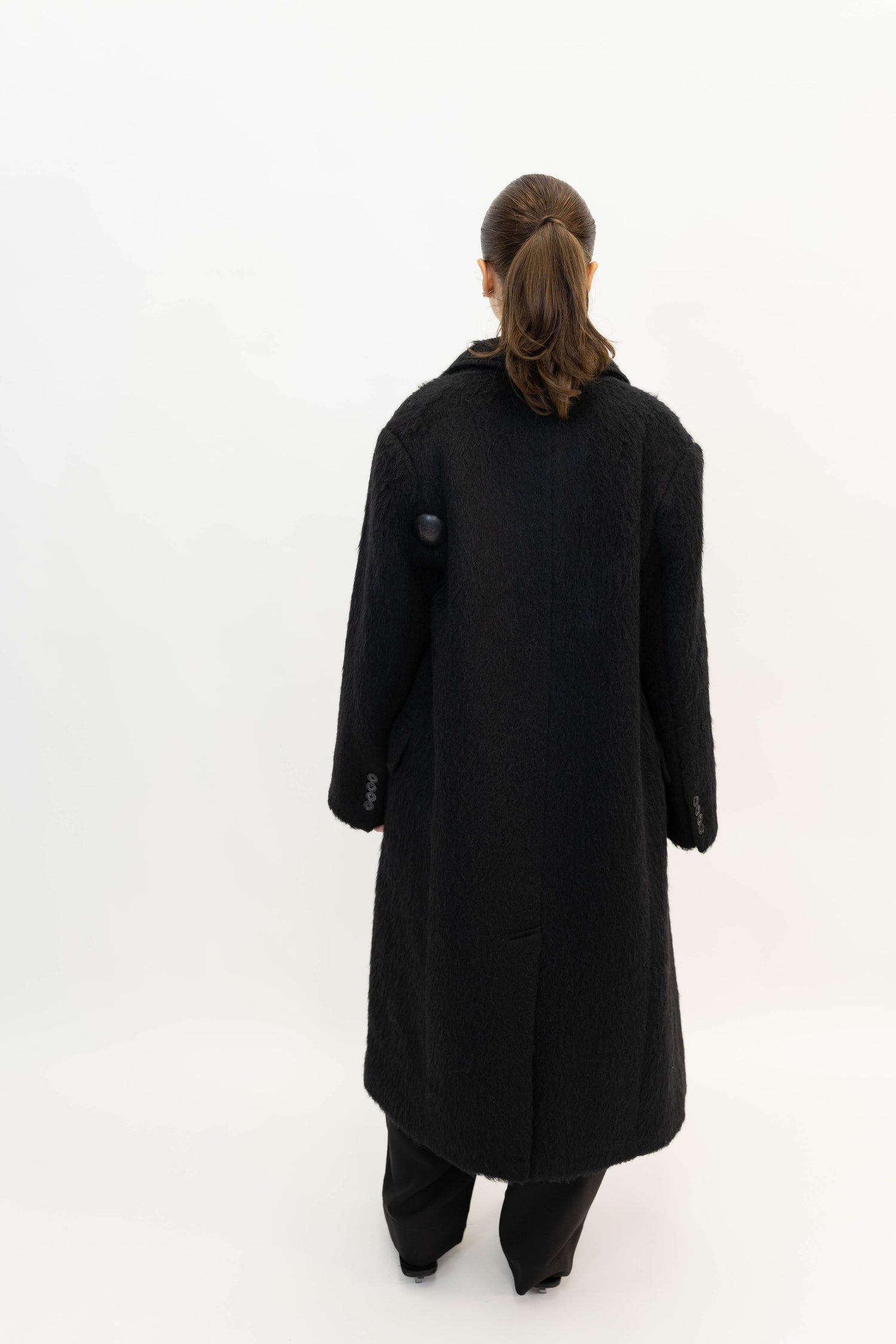 ESSA COAT COAT STAND STUDIO 