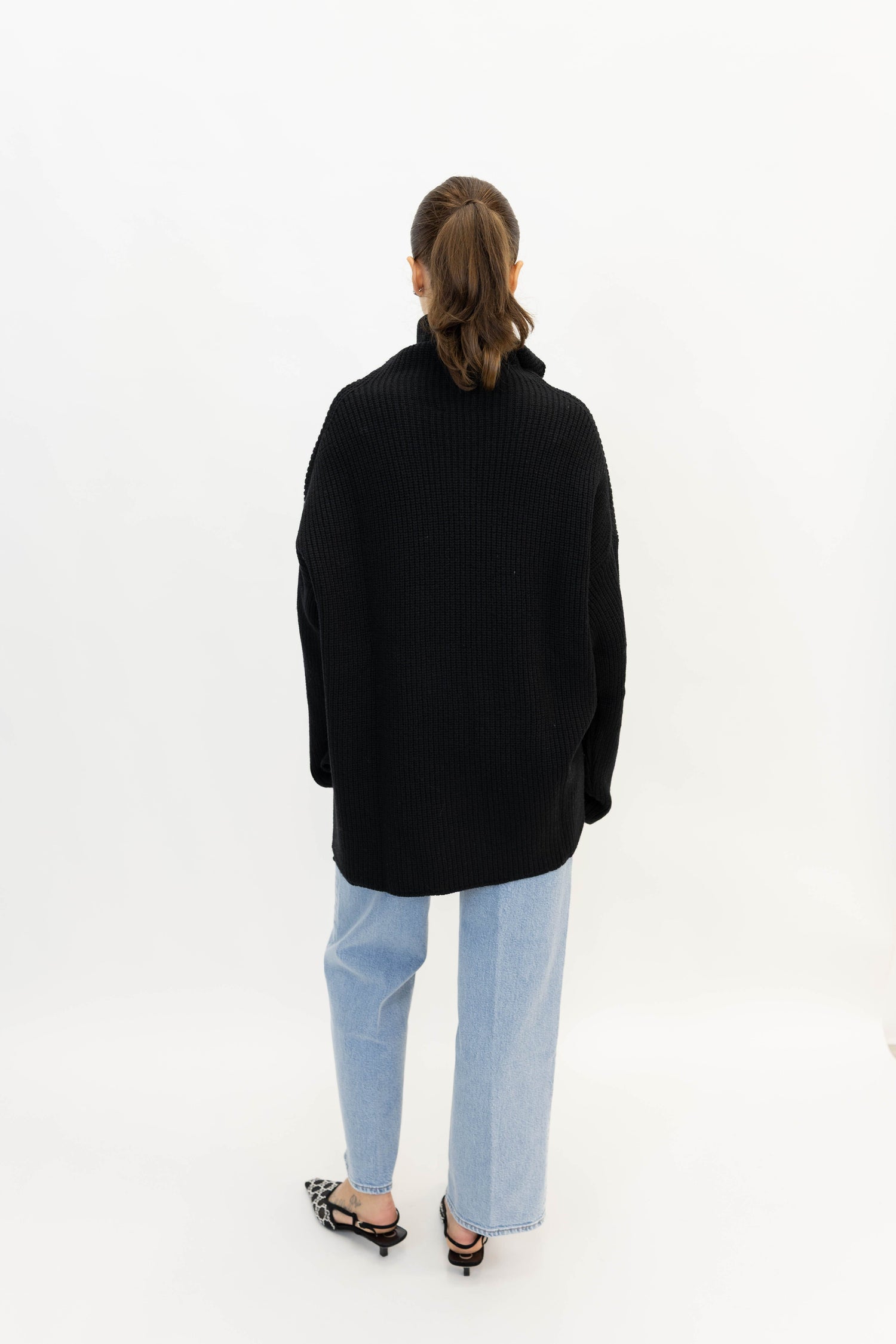 THE BORROWED JEANS IN DOLLY JEANS FRAME 