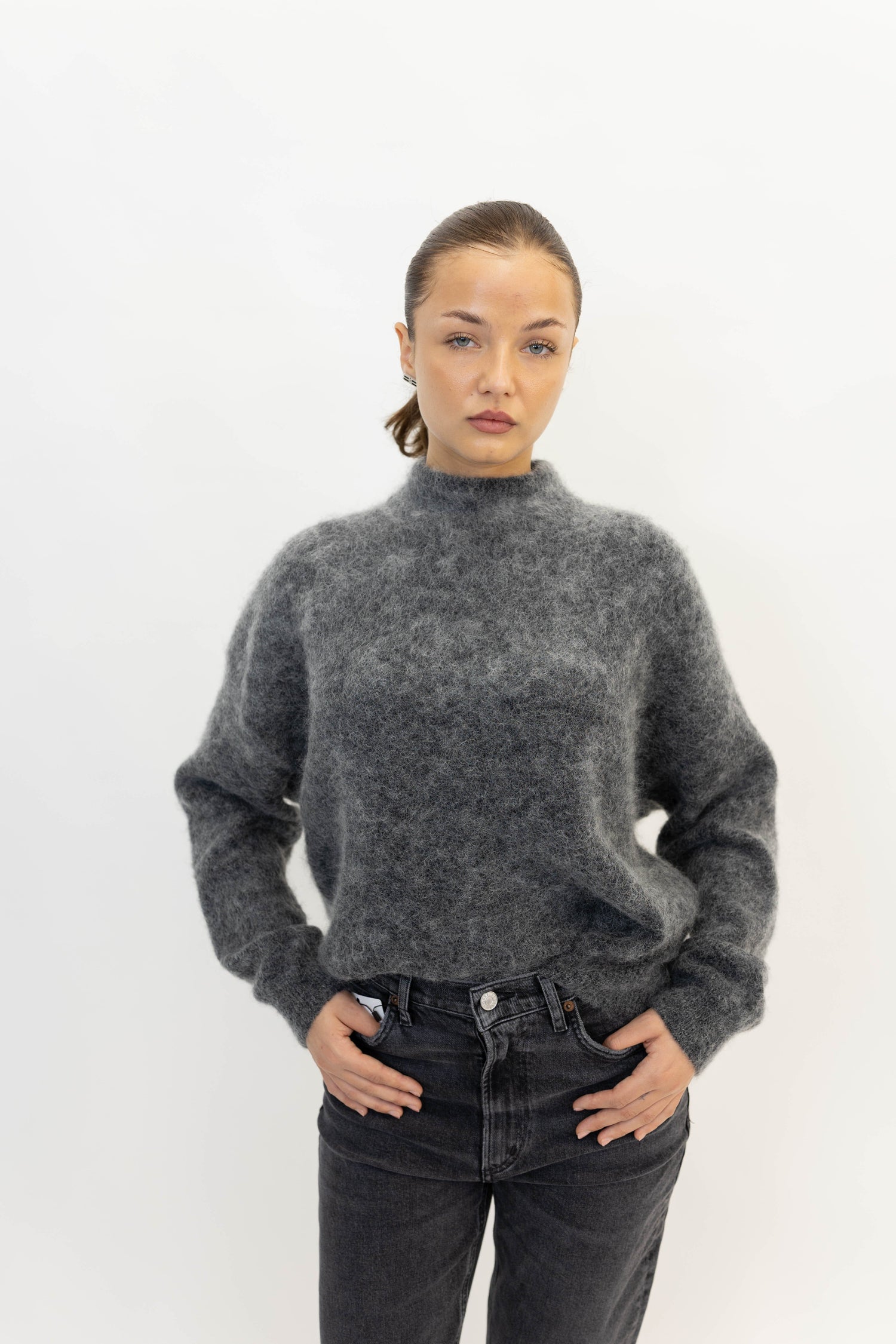 DEBBIE KNIT IN CHARCOAL PULLOVER GESTUZ 