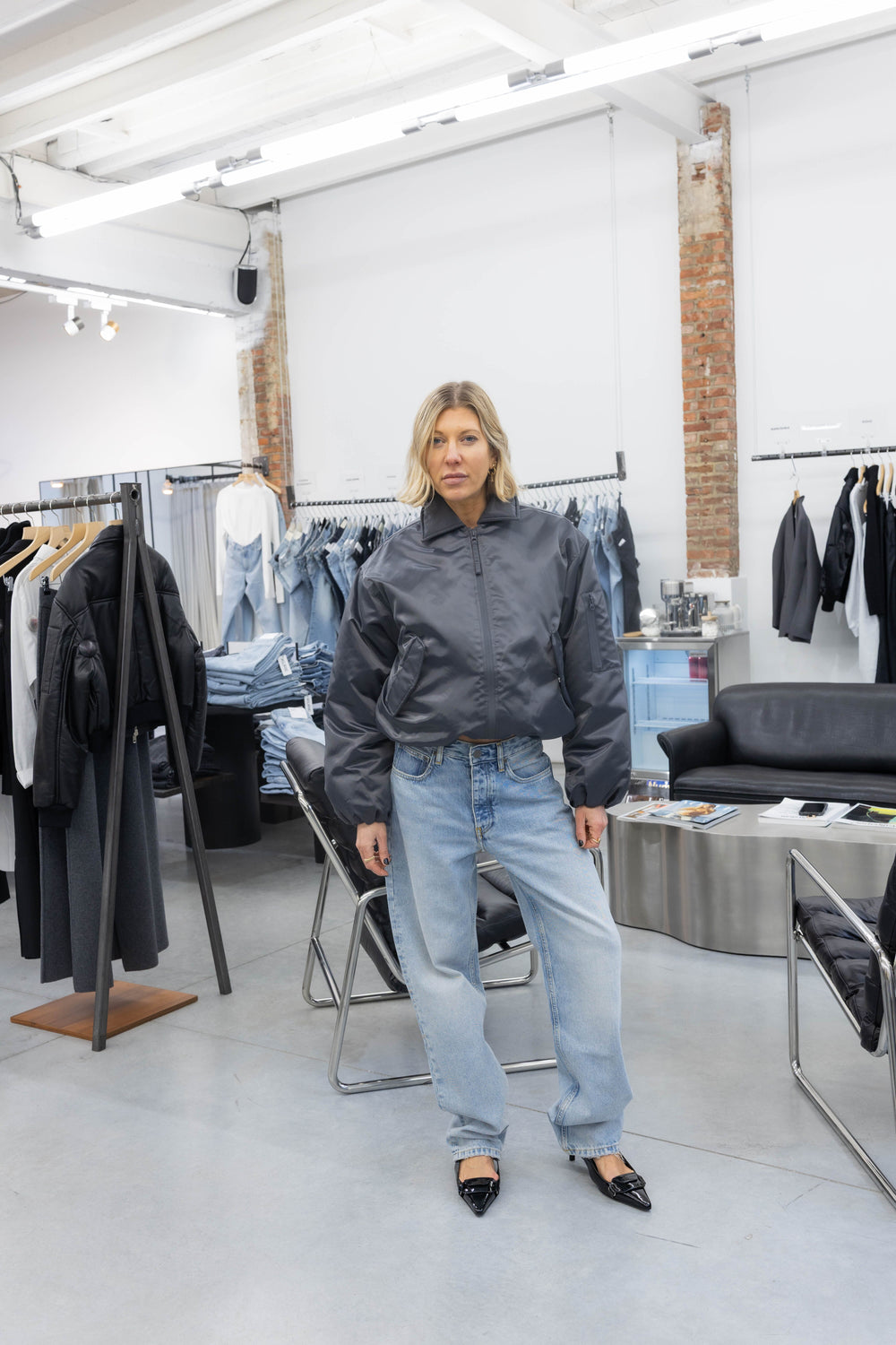 BLINK BOMBER IN ASPHALT JACKET OVAL SQUARE 