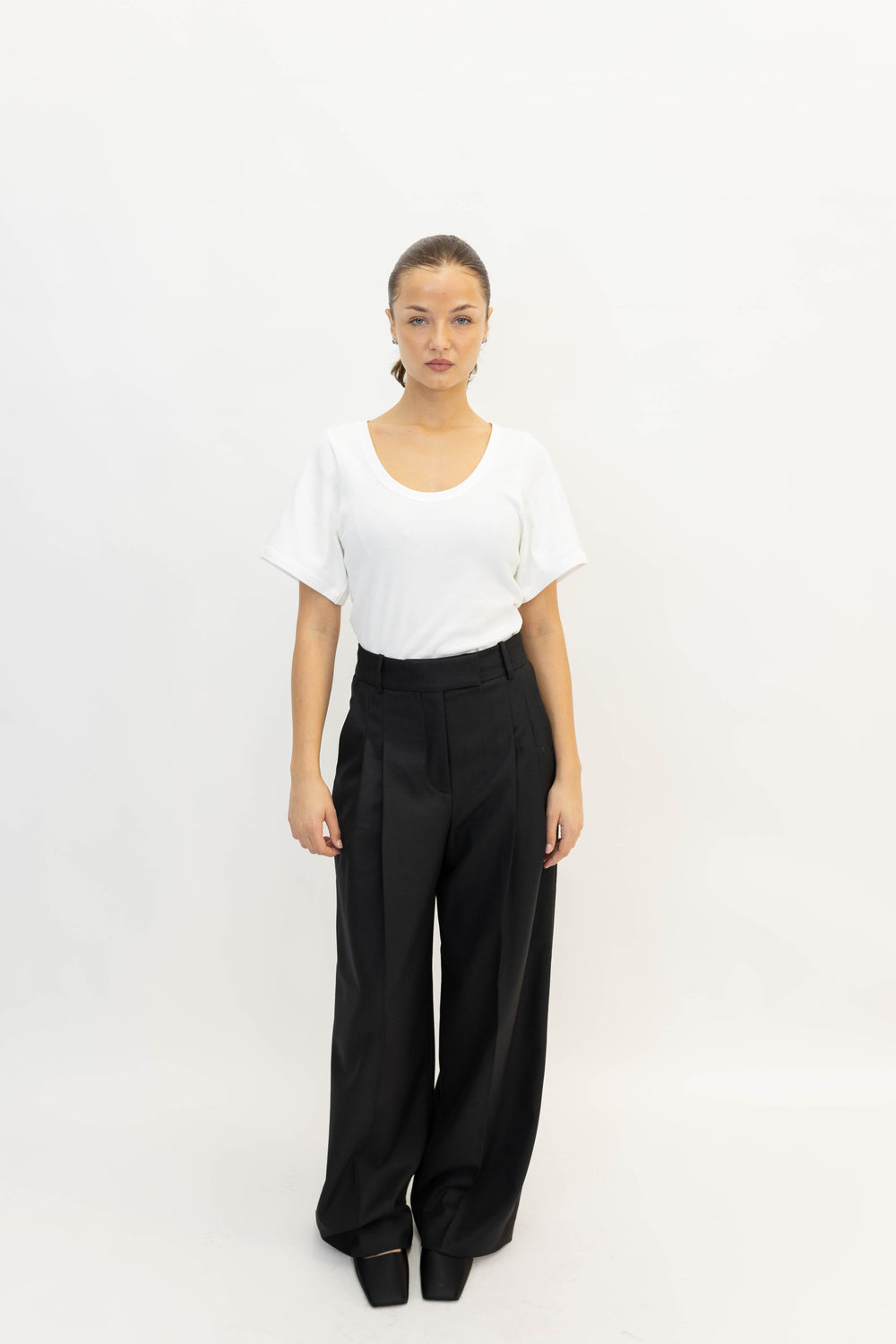 LUNAI T-SHIRT IN WHITE T-SHIRT BY MALENE BIRGER 