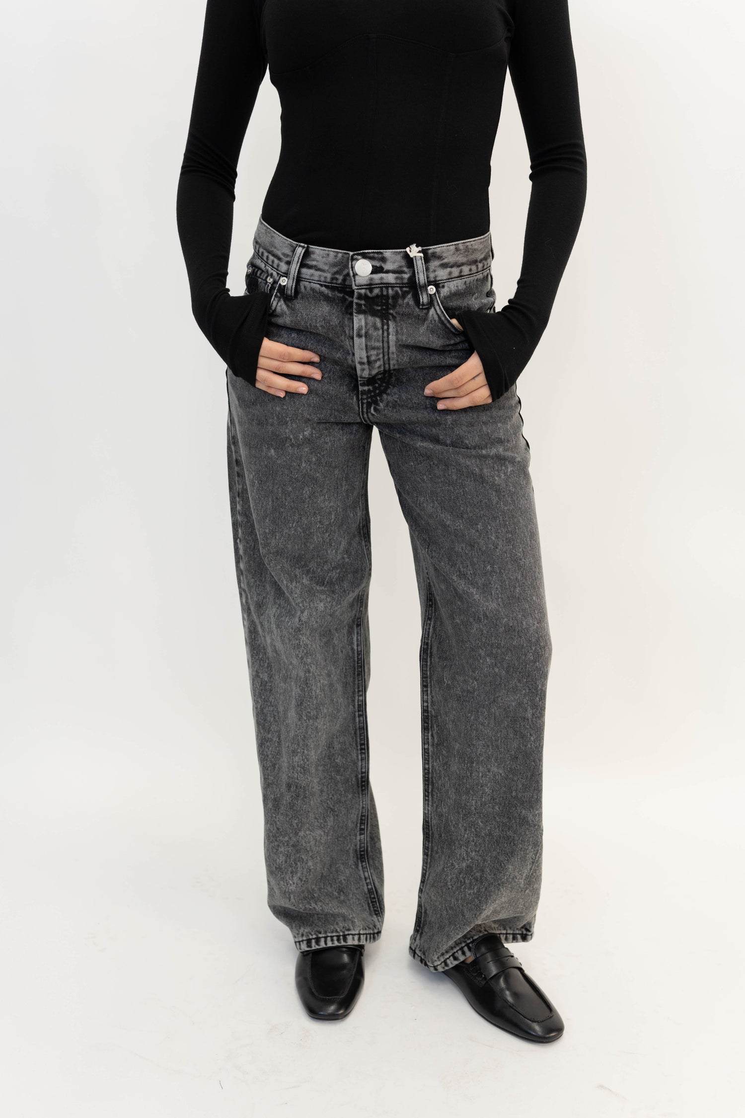 VINOLA JEANS IN WASHED BLACK JEANS BY MALENE BIRGER 