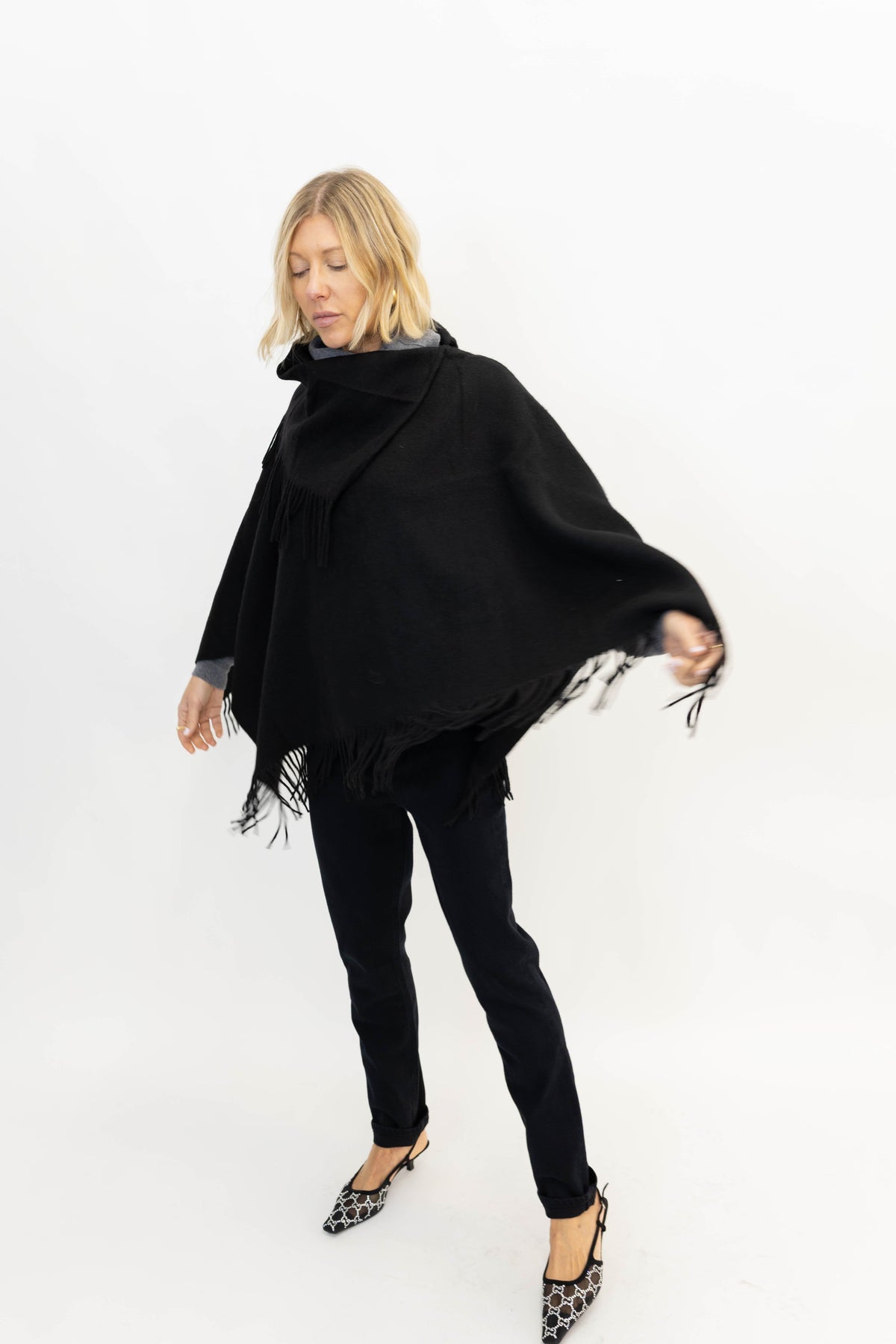 TURTMA CAPE IN BLACK CAPE BY MALENE BIRGER 