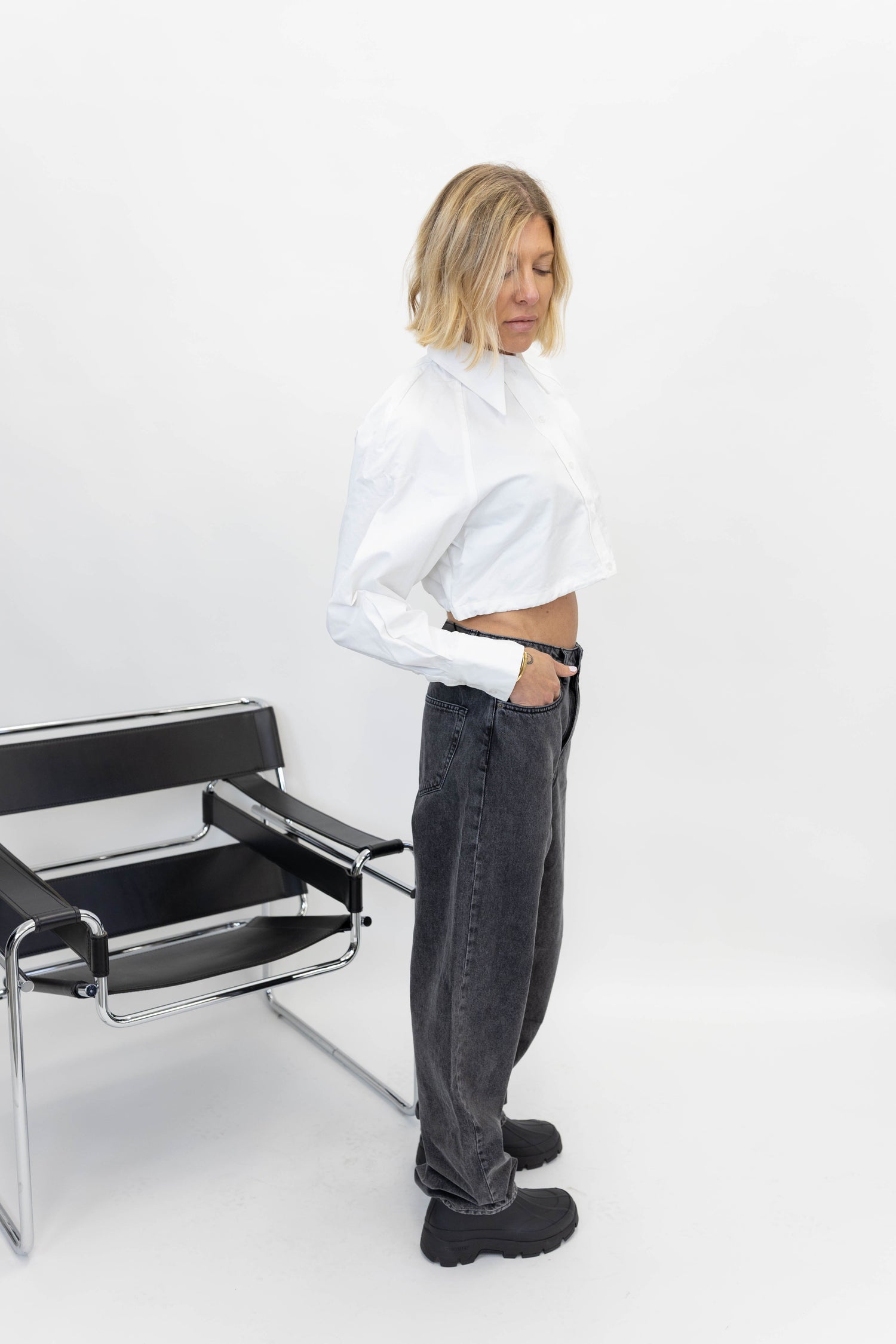 HANNAH 90'S JEANS IN WASHED BLACK JEANS KURE 