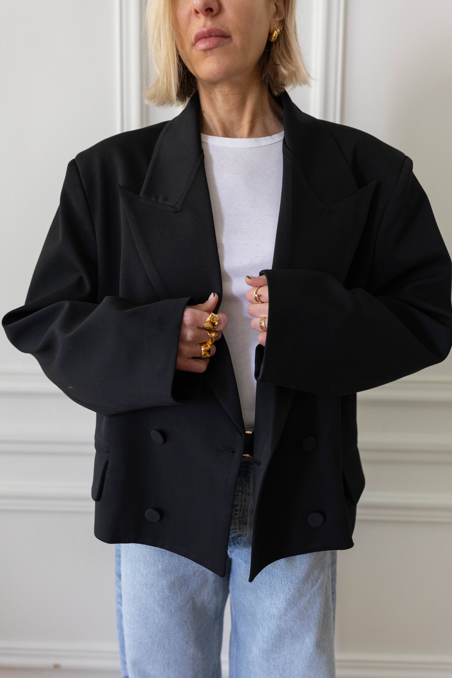 BOXY BLAZER IN BLACK BLAZER KURE 