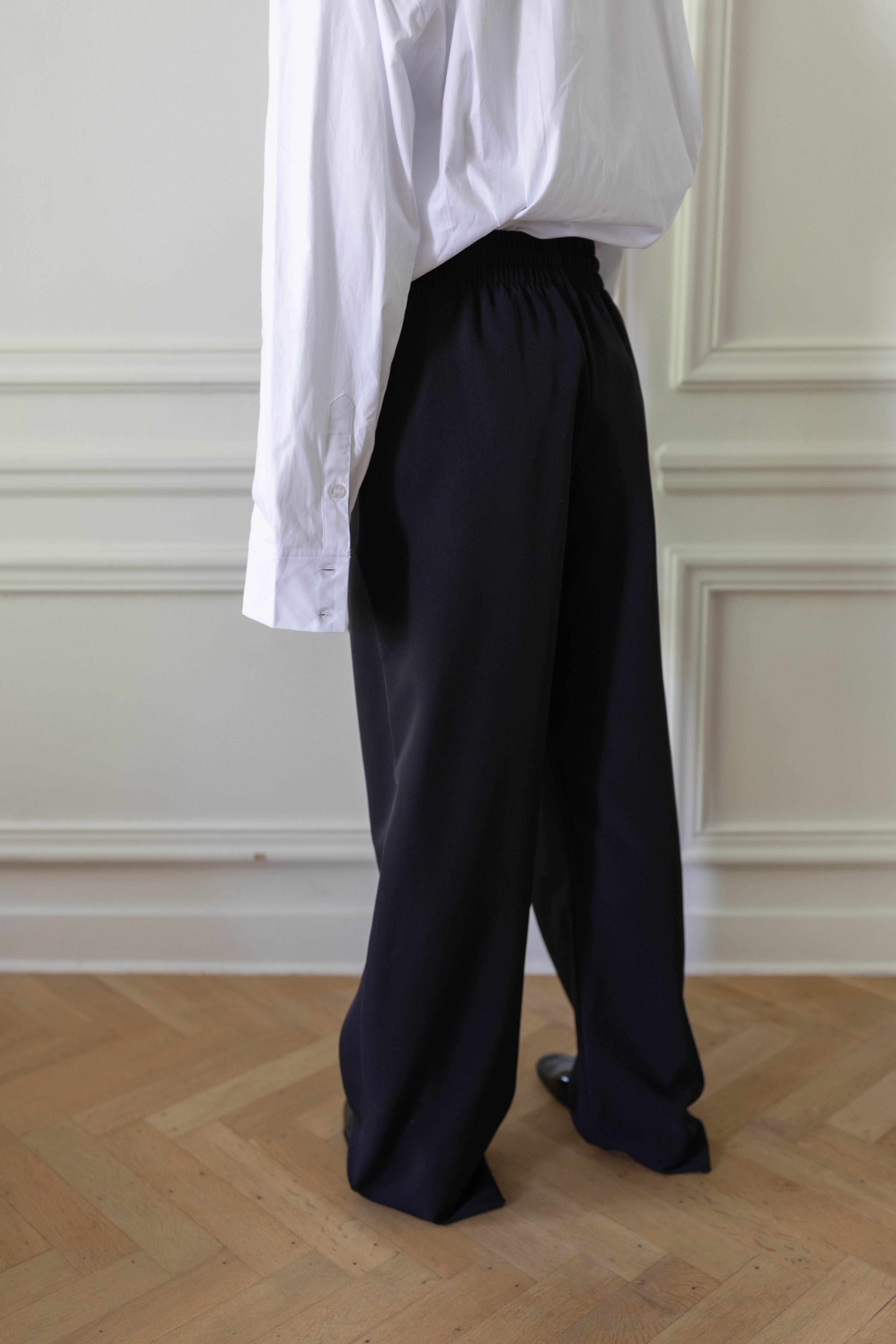 EVERYDAY PANTS IN BLACK PANTS KURE 