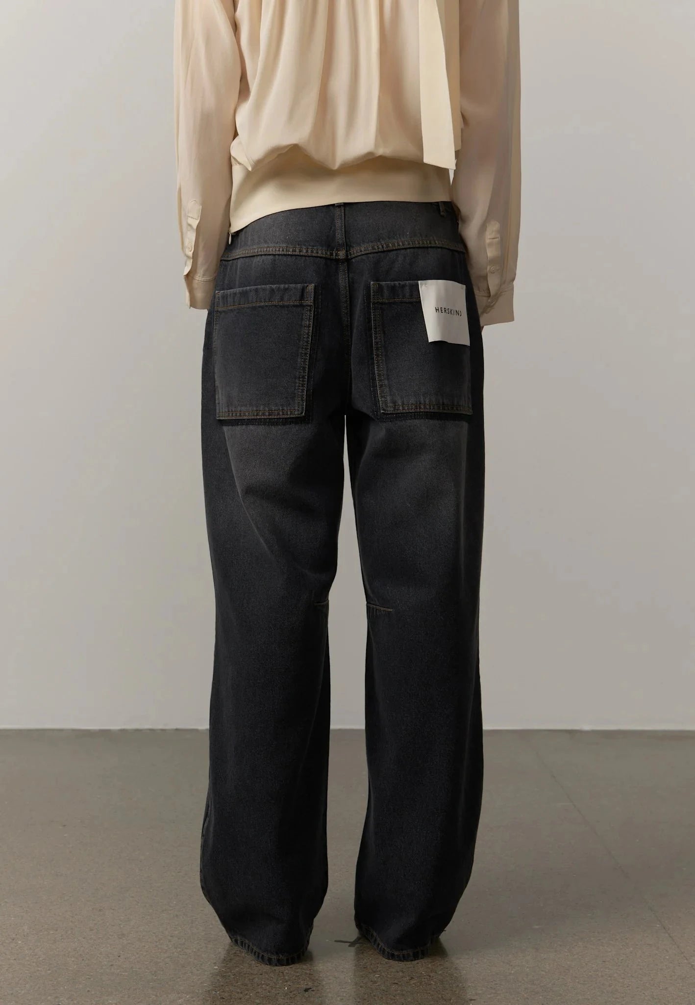 ESME DENIM JEANS IN BLACK JEANS HERSKIND 