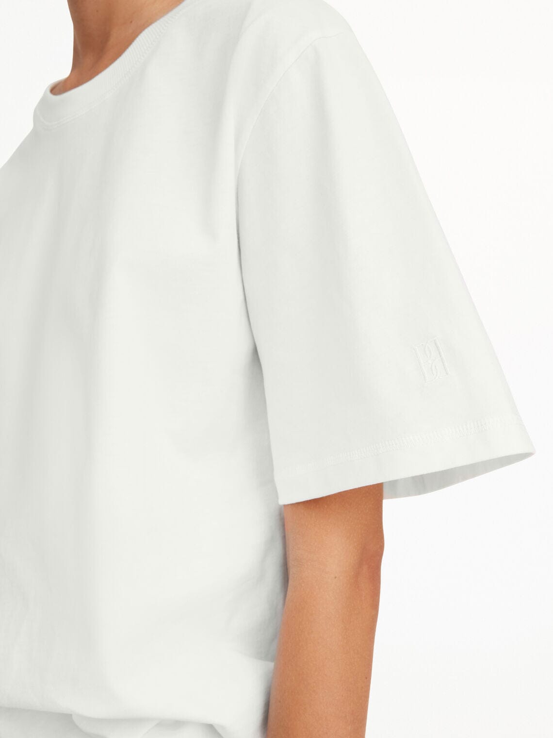 HEDIL T-SHIRT IN WHITE T-SHIRT BY MALENE BIRGER 