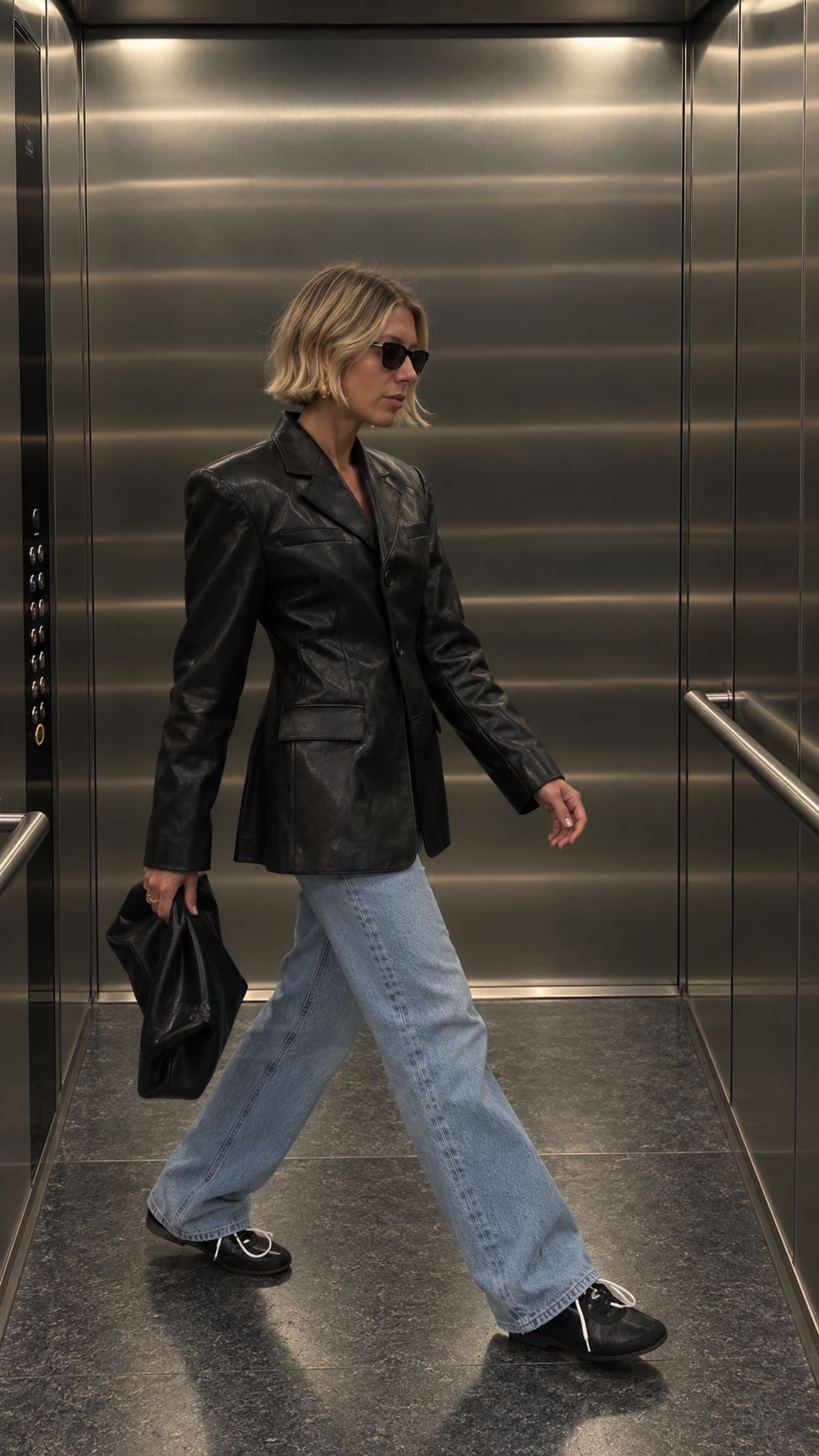 FAUX LEATHER BLAZER IN BLACK BLAZER LA PISCINE 