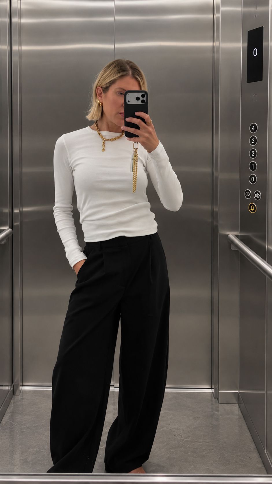 BRITA FLAT T-SHIRT IN WHITE T-SHIRT BY MALENE BIRGER 