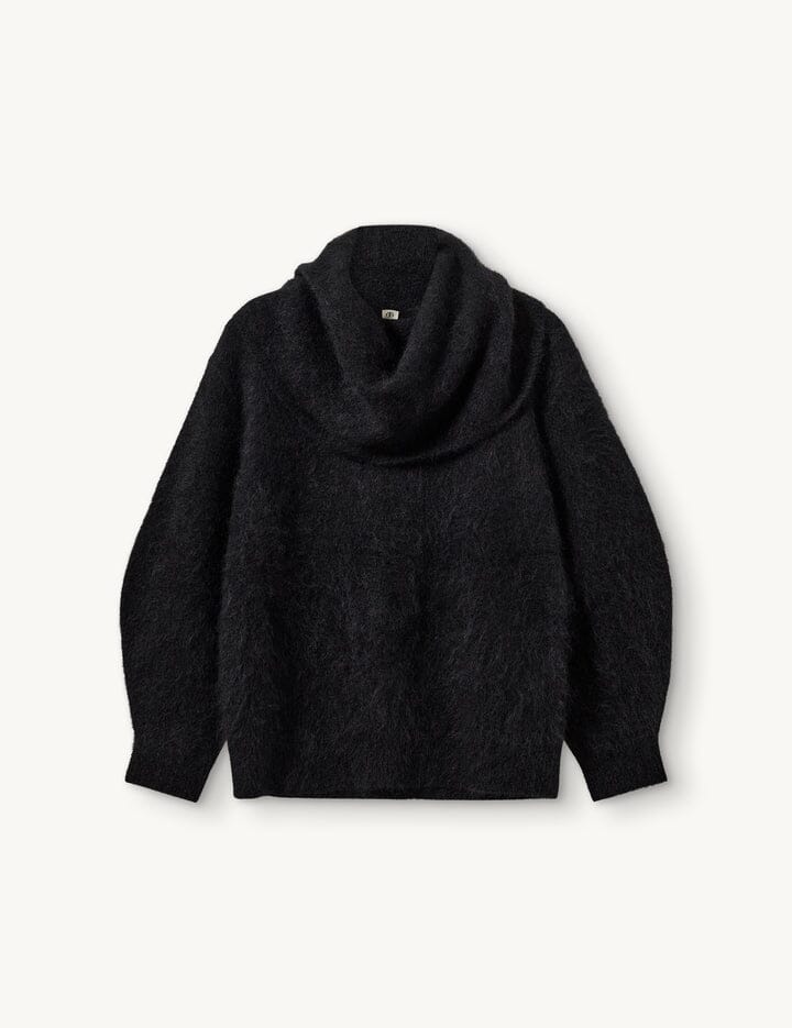 ROMA NECK SWEATER BLACK KNIT THE GARMENT 