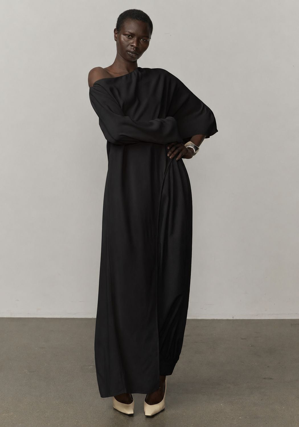 MIA BLOUSE IN BLACK TOP HERSKIND 