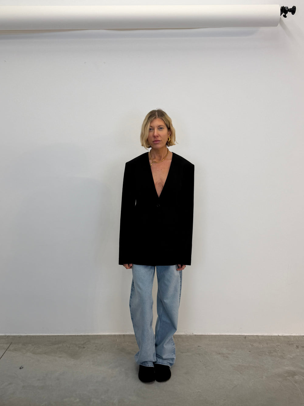 PORSET BLAZER IN BLACK BLAZER NANUSHKA 