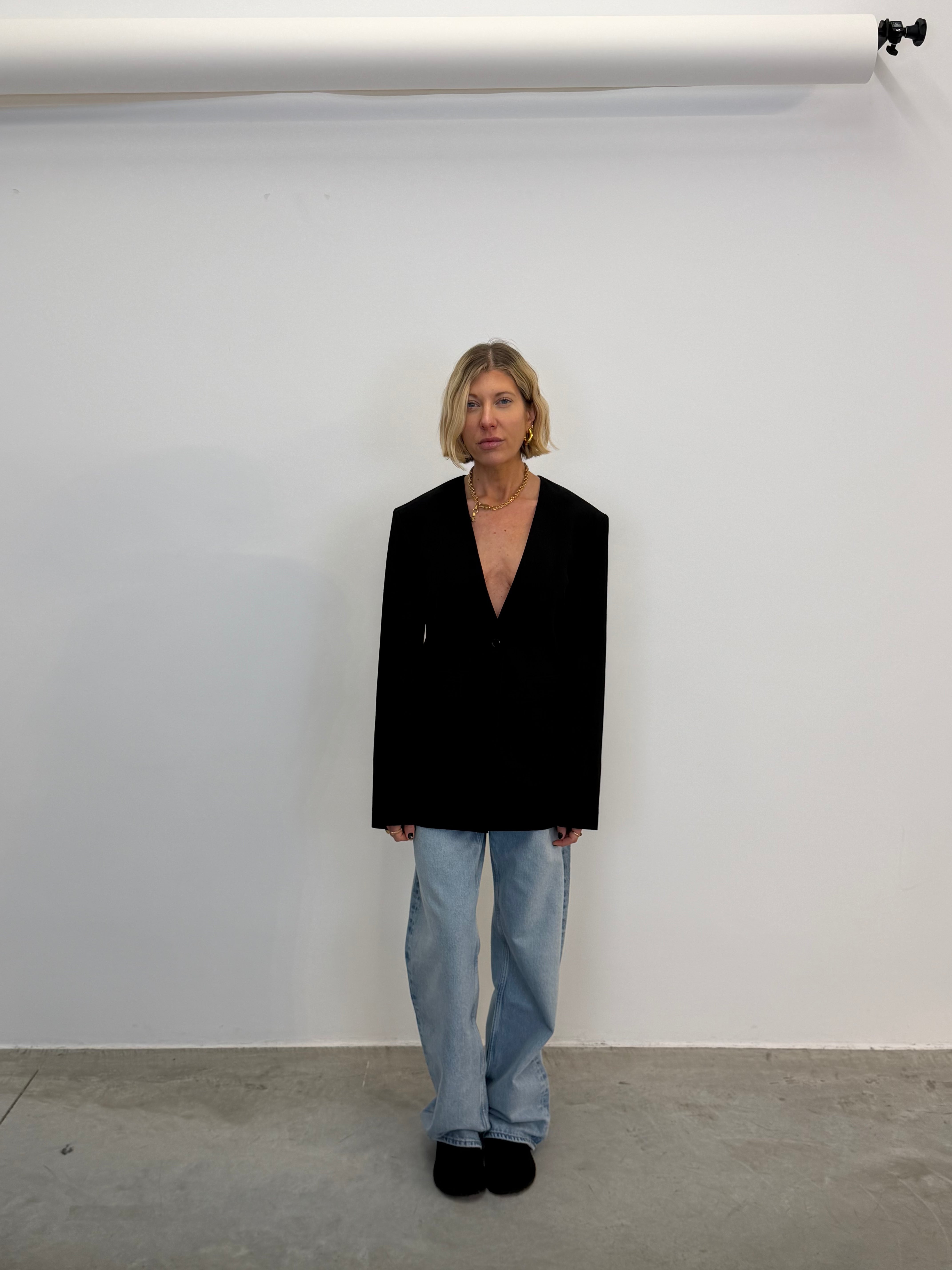 PORSET BLAZER IN BLACK BLAZER NANUSHKA 