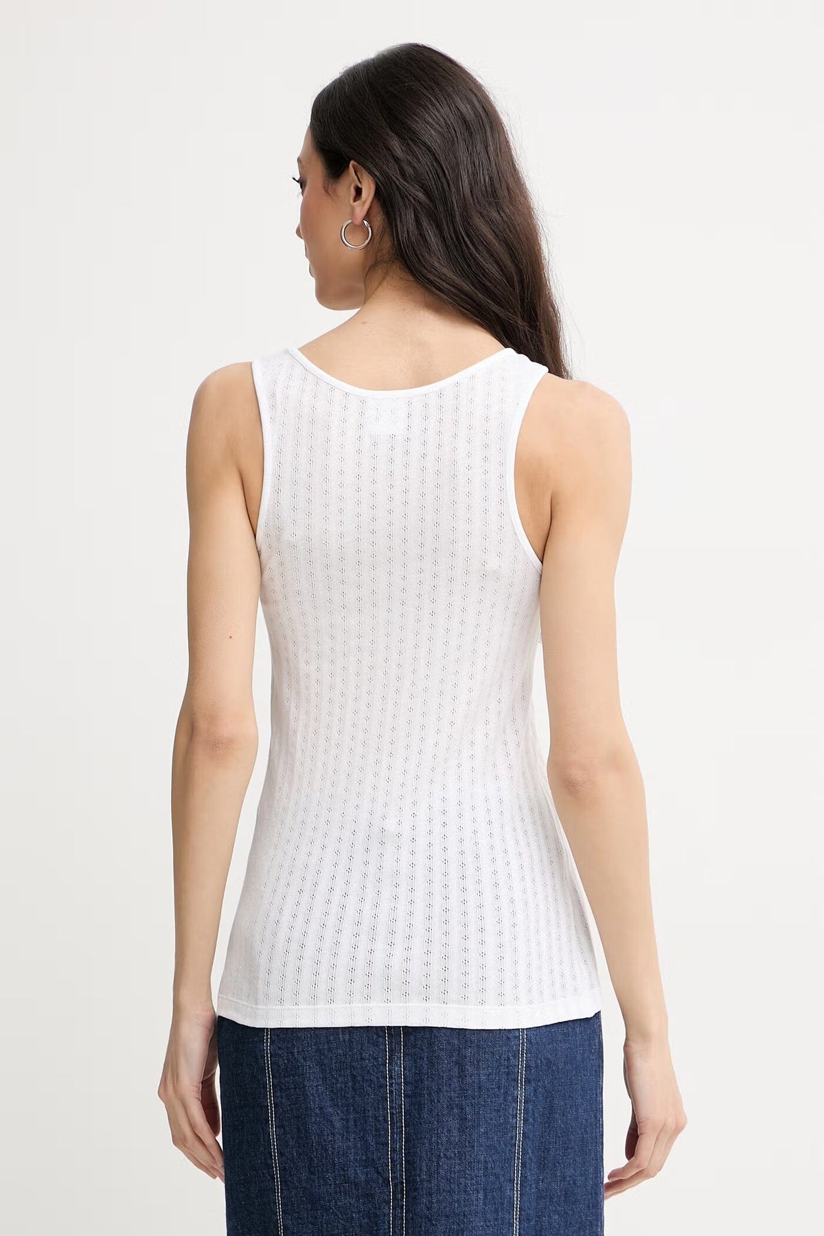 AFFINE TOP IN WHITE TOP . 