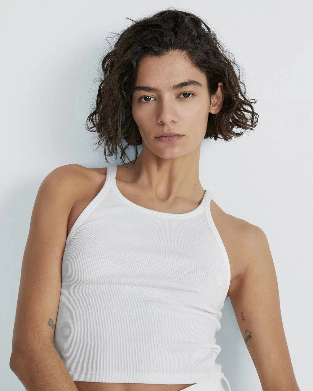 THE ESSENTIAL RIB STRING TANK IN WHITE TOP RAG&BONE 