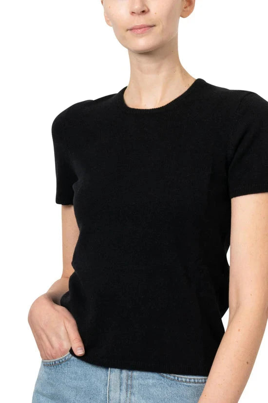 COMO KNIT TEE IN BLACK KNITWEAR THE GARMENT 