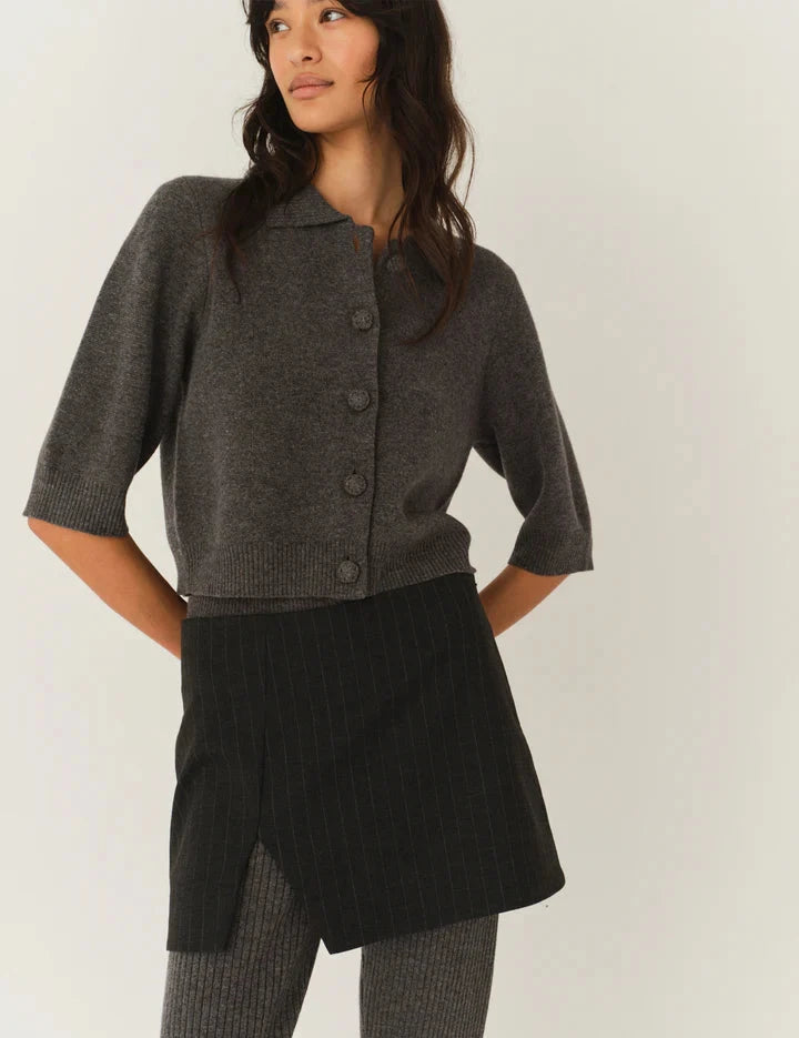 COMO SHORT CARDIGAN IN GREY KNIT THE GARMENT 