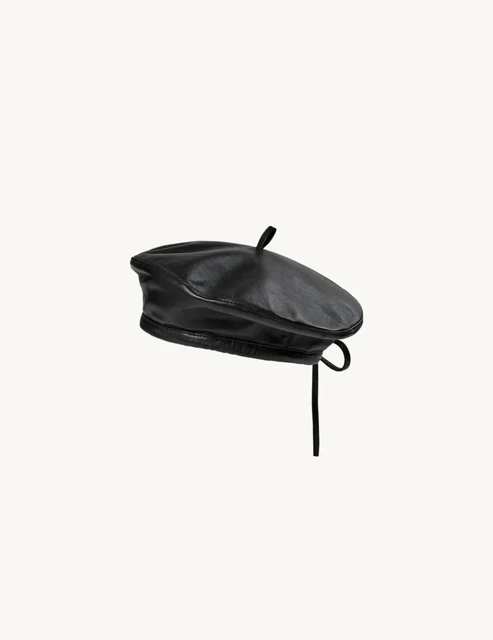 SOHO BERET IN BLACK ACCESSORIES THE GARMENT 