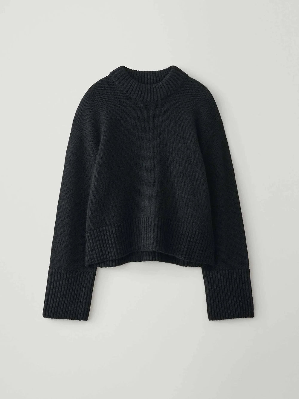 SONY SWEATER IN BLACK SWEATER LISA YANG 
