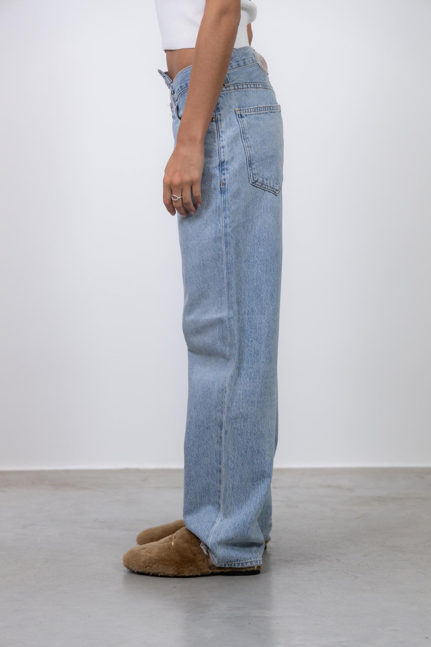 THE ICONIC ASYMETRIC JEANS IN BLUE Jeans AGOLDE 