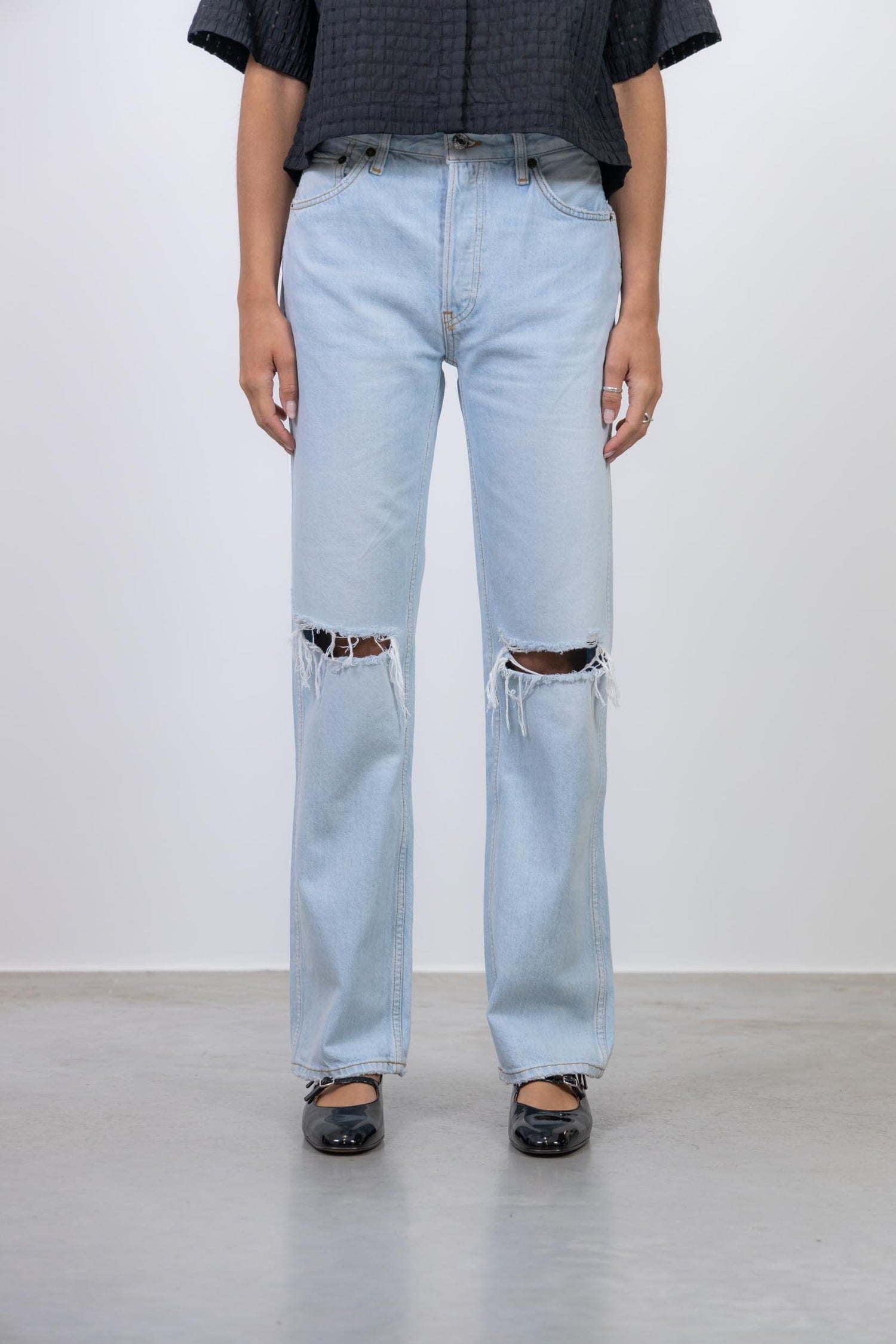 90'S HIGH RISE LOOSE JEANS IN BLEACH DESTROY JEANS RE/DONE 
