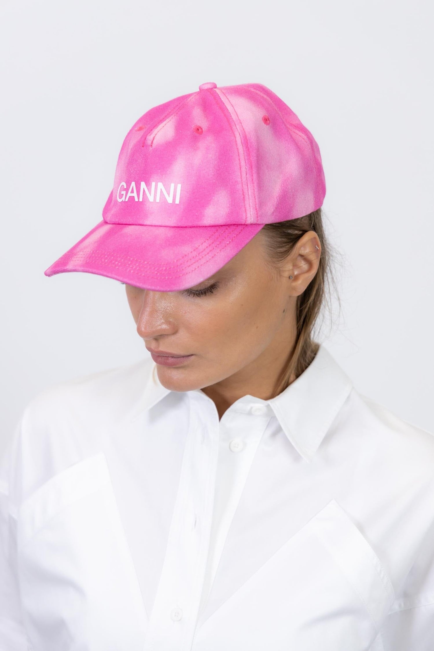 SIGNATURE PINK TIE AND DYE CAP CAP GANNI 