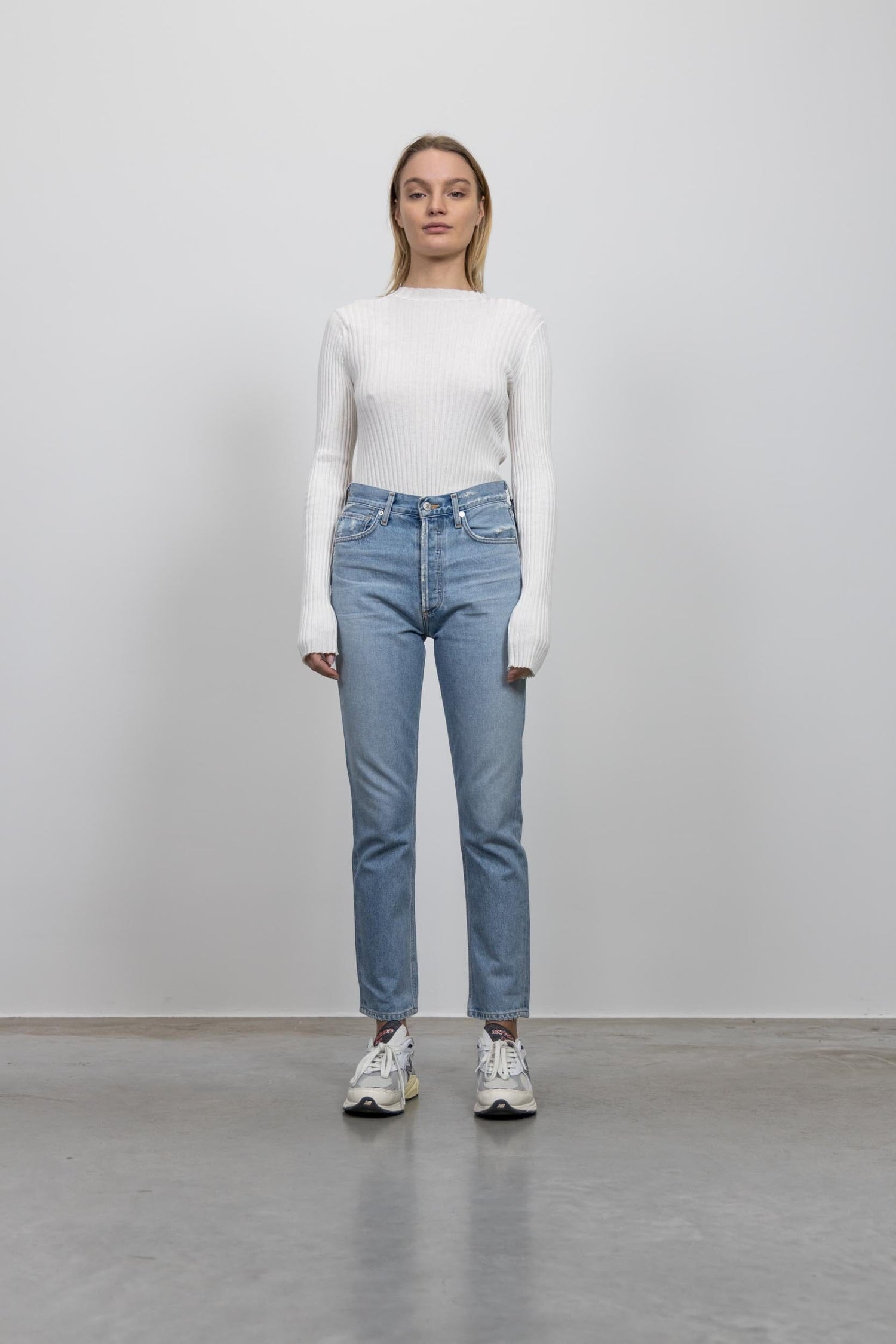 CHARLOTTE STRAIGHT LEG JEANS IN HOT SPRING Jeans CITIZENS OF HUMANITY 