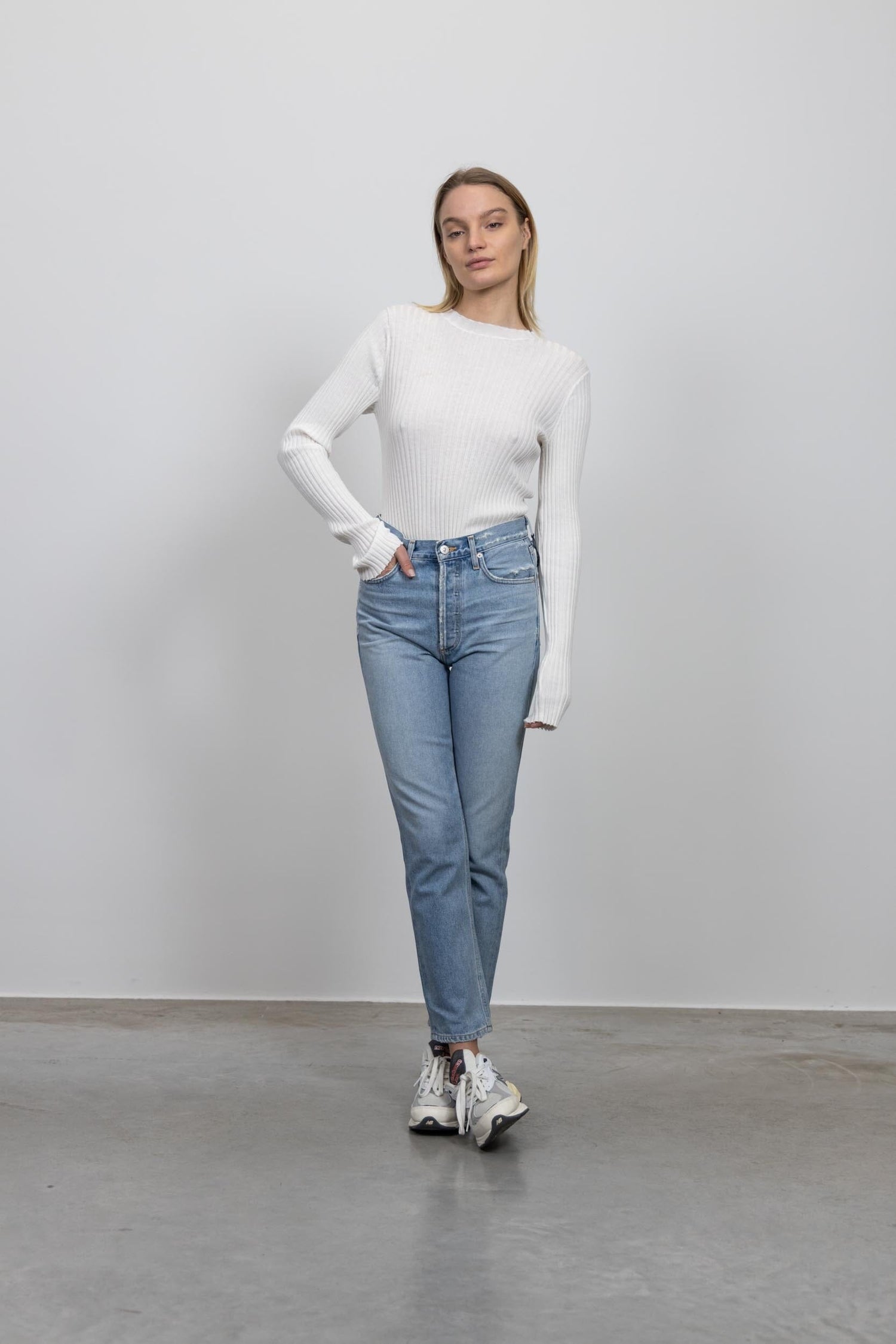 CHARLOTTE STRAIGHT LEG JEANS IN HOT SPRING Jeans CITIZENS OF HUMANITY 