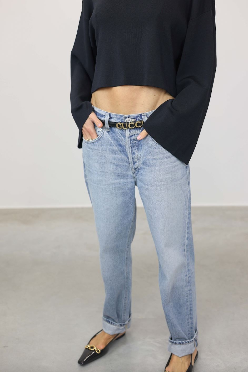 DEVI TAPERED LEG JEANS IN WEATHERLY JEANS CITIZENS OF HUMANITY 