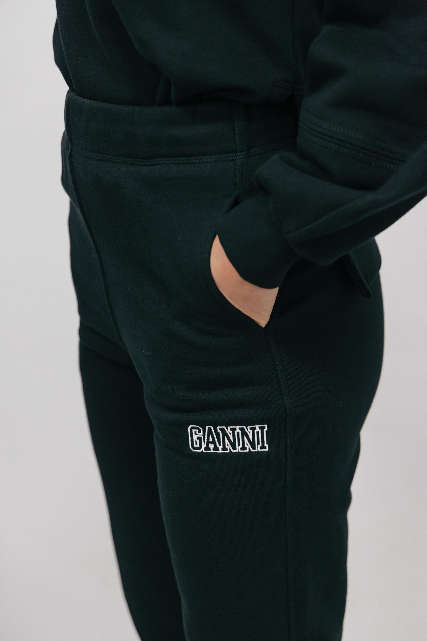 GANNI JOGGERS PANTS IN BLACK Pants GANNI 