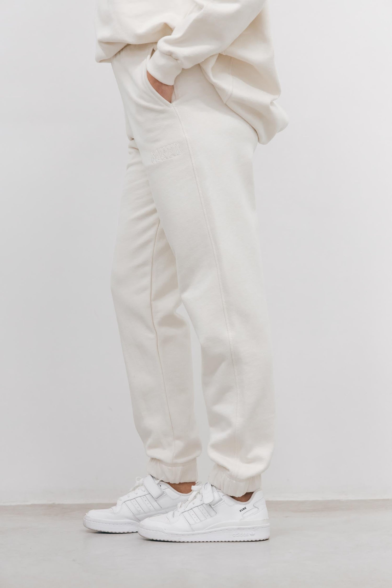 GANNI JOGGERS PANTS IN EGRET Pants GANNI 