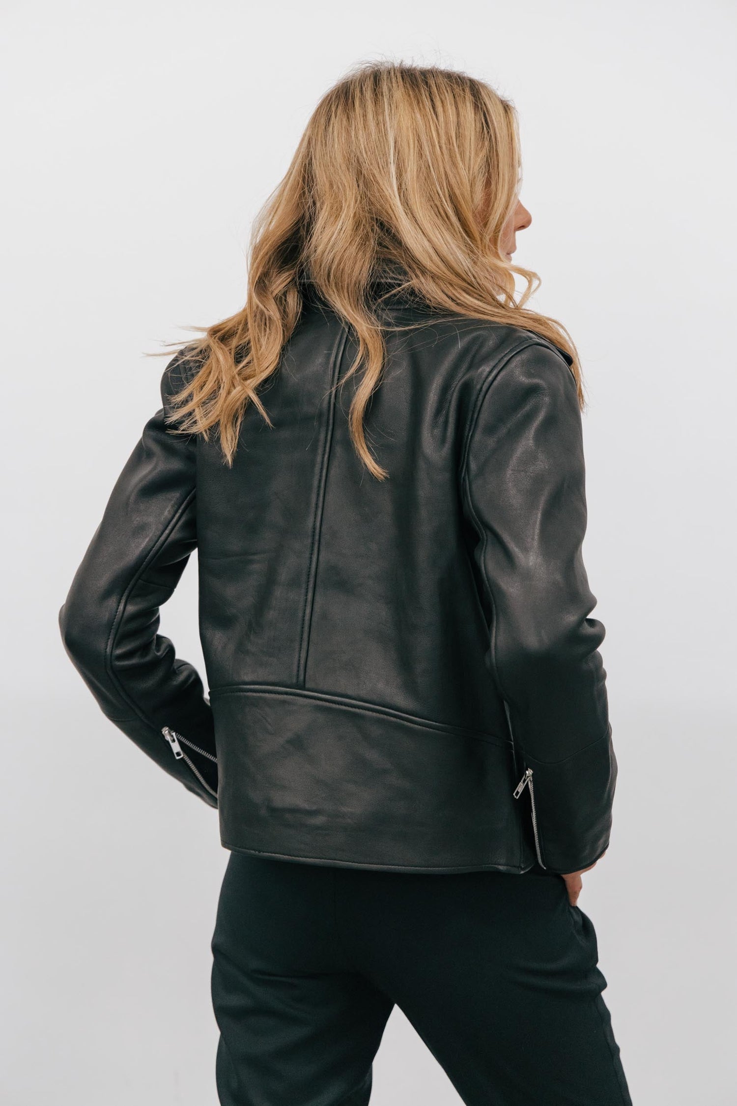 THE MINIMALIST LEATHER JACKET jacket SAMSOE SAMSOE 