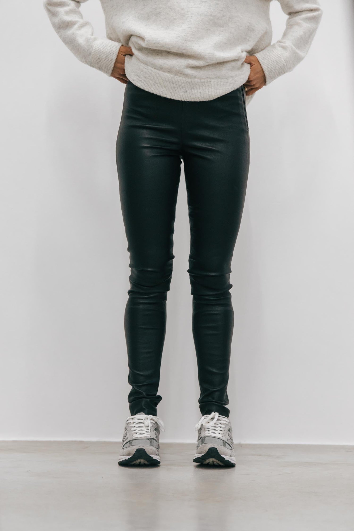 THE DELTA PERFECT LEATHER LEGGING Pants SAMSOE SAMSOE 